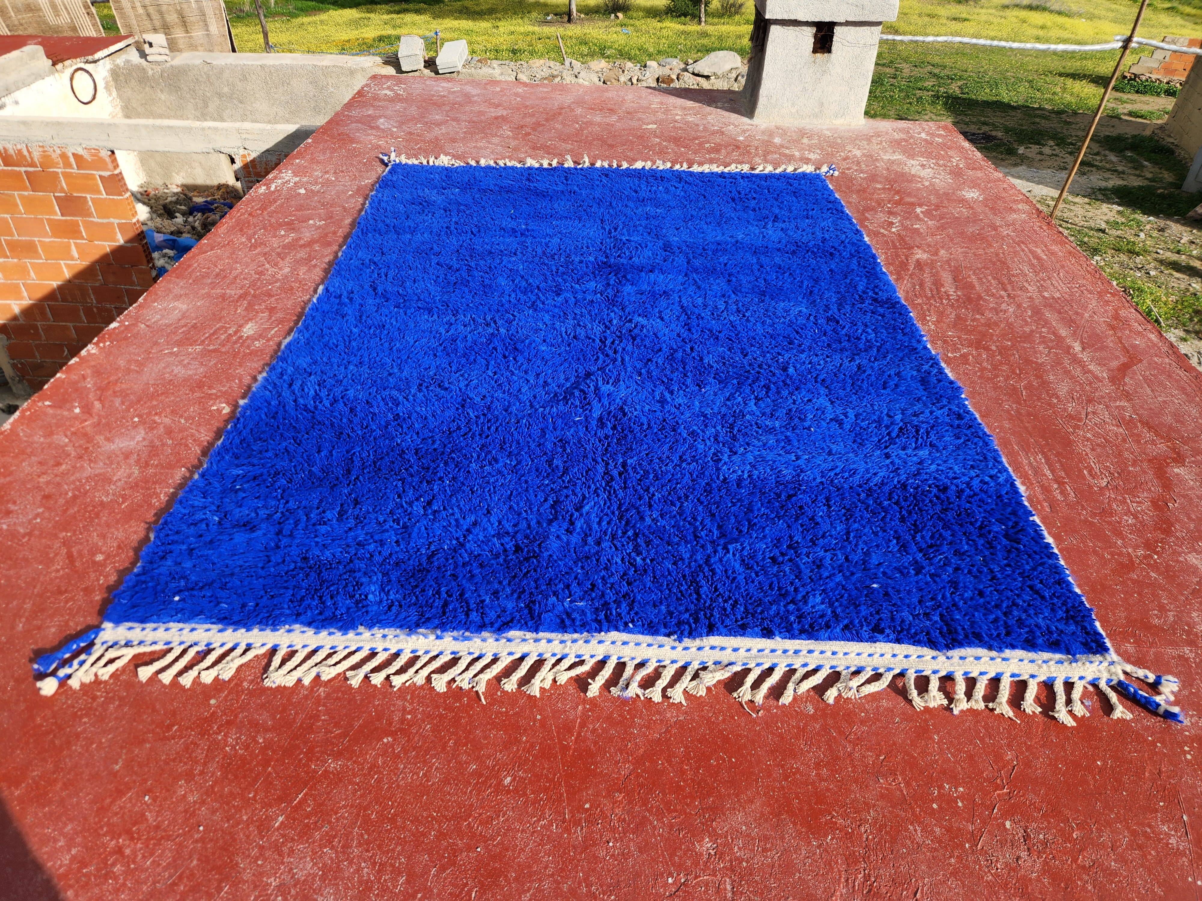 Large Beni Ouarain Berber rug in Majorelle blue, 300x200 cm – thick wool