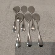 6 individual silver-plated metal sauce spoons with hammered baguette handles