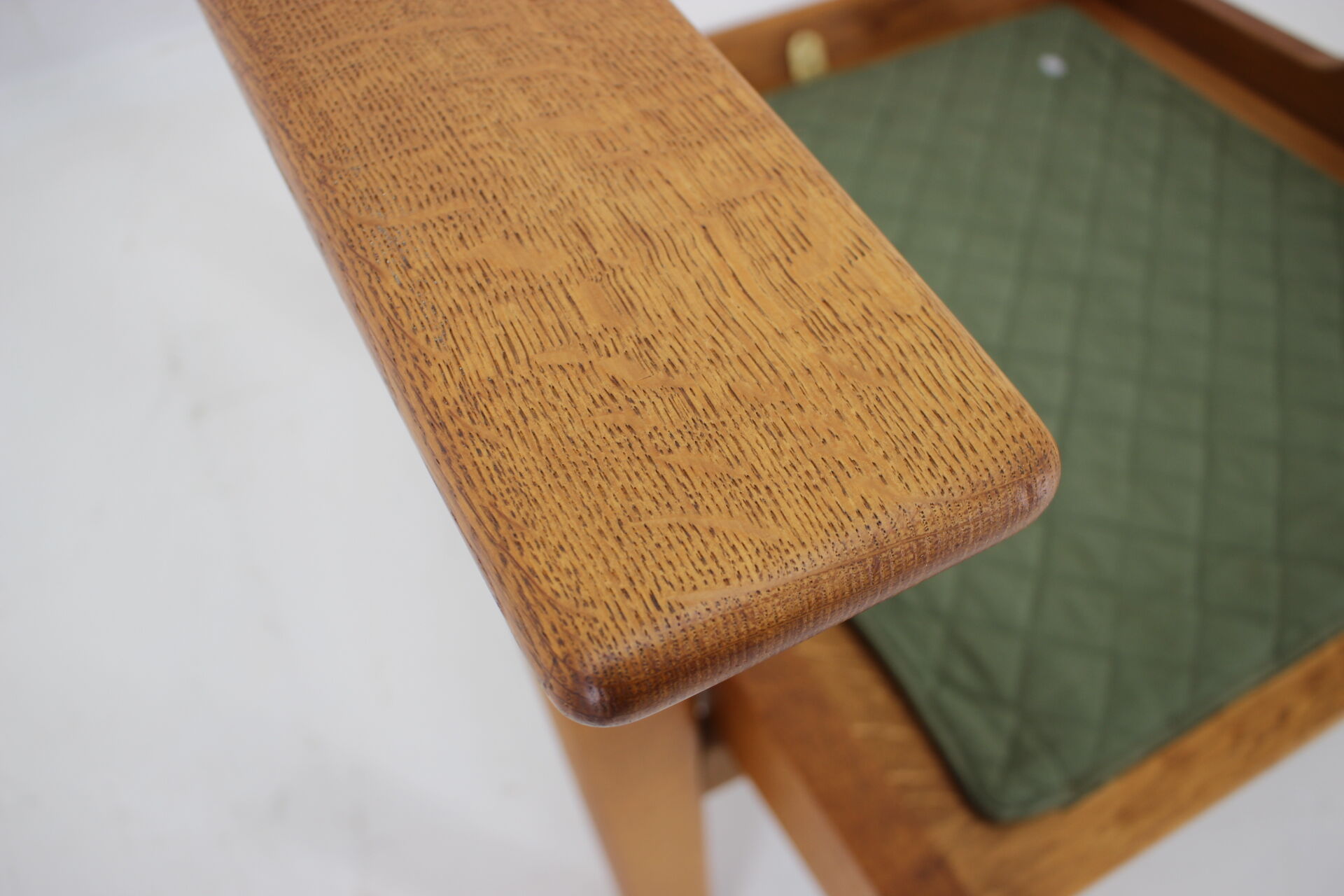 GE290 oak chair by Hans J Wegner for Getama Denmark
