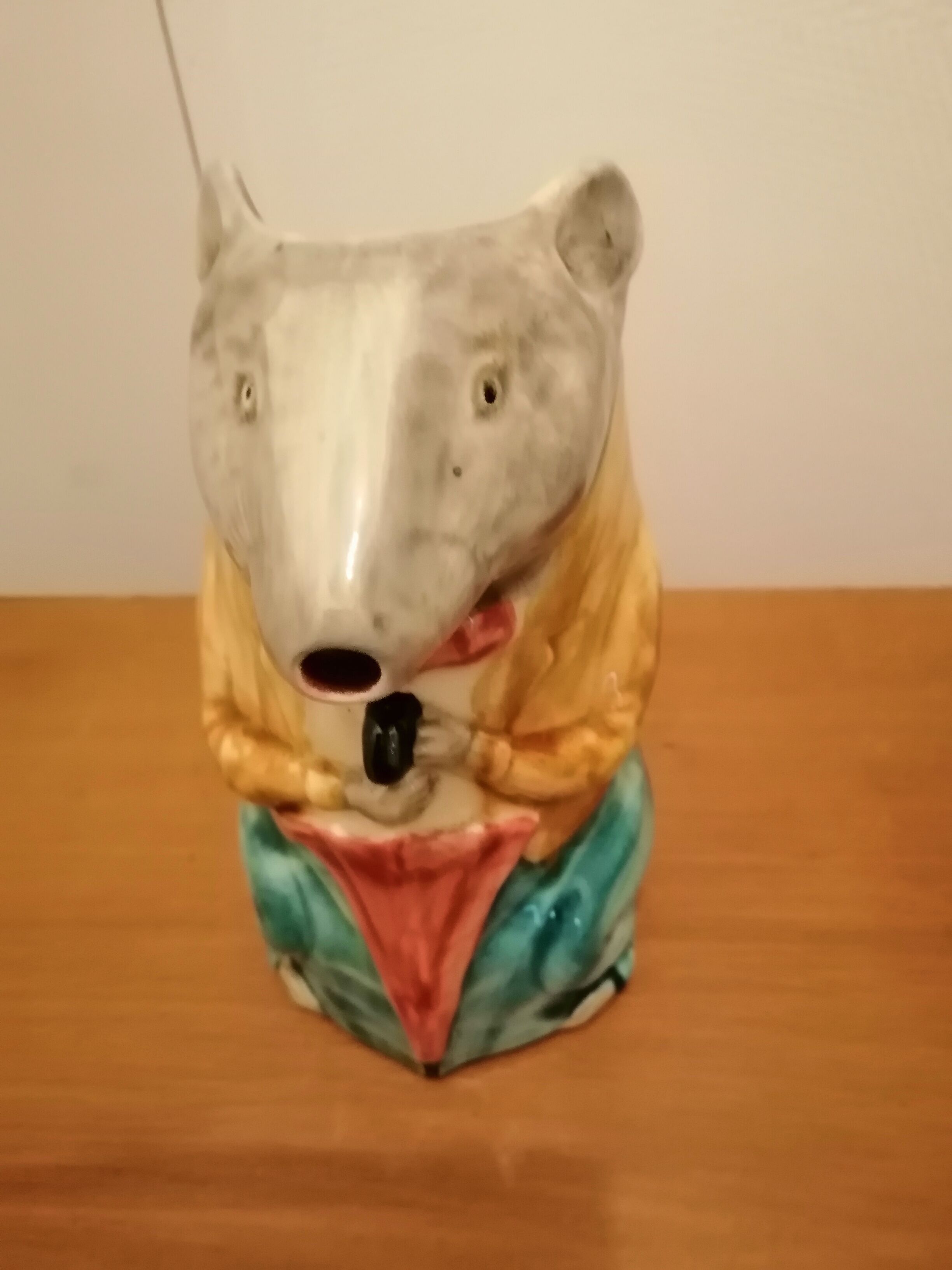 Pichet souris barbotine