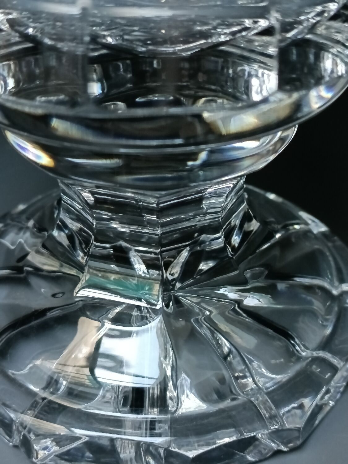 Vase en cristal ciselé Selency