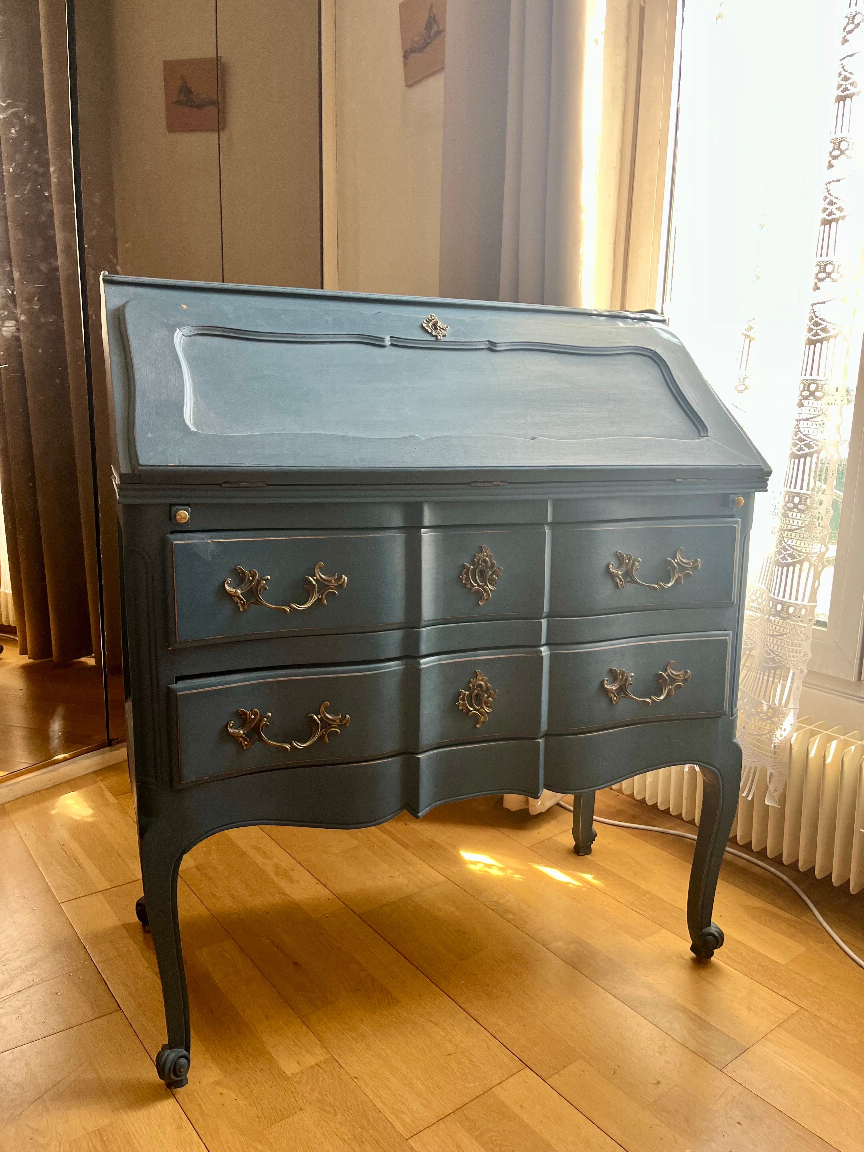 Secrétaire classique bleu Louis XV