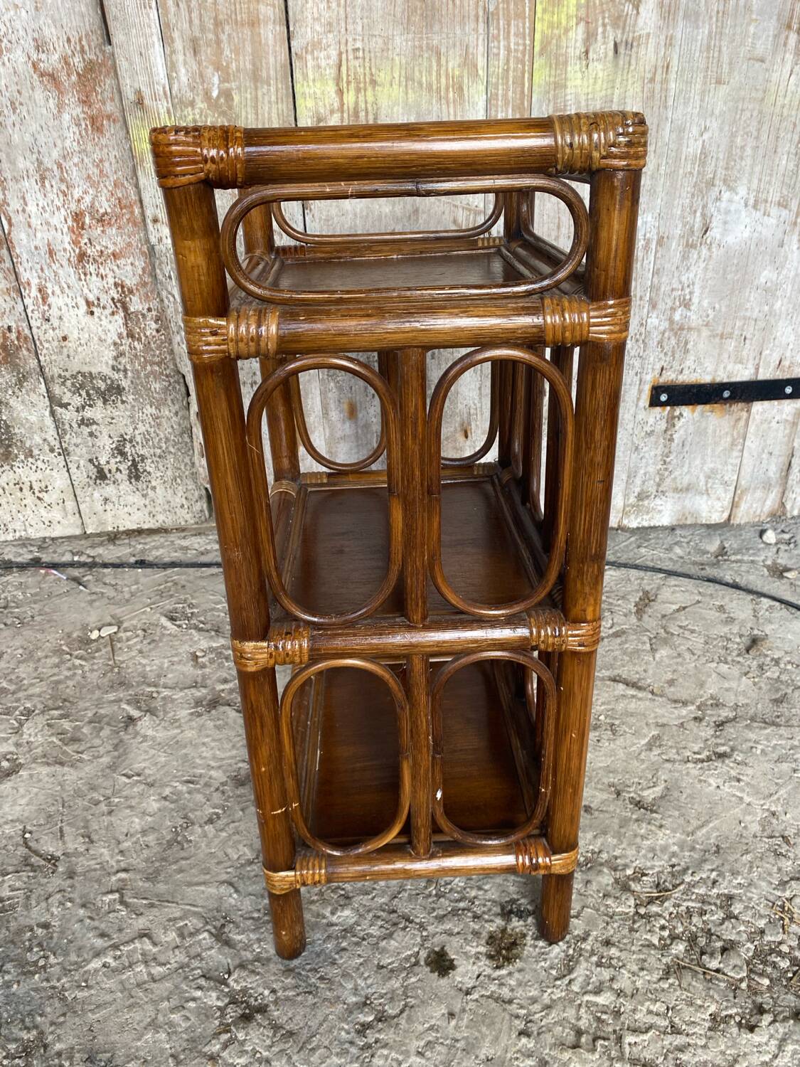 Vintage 1960s Rattan Shelf Unit with 3 Shelves #D621