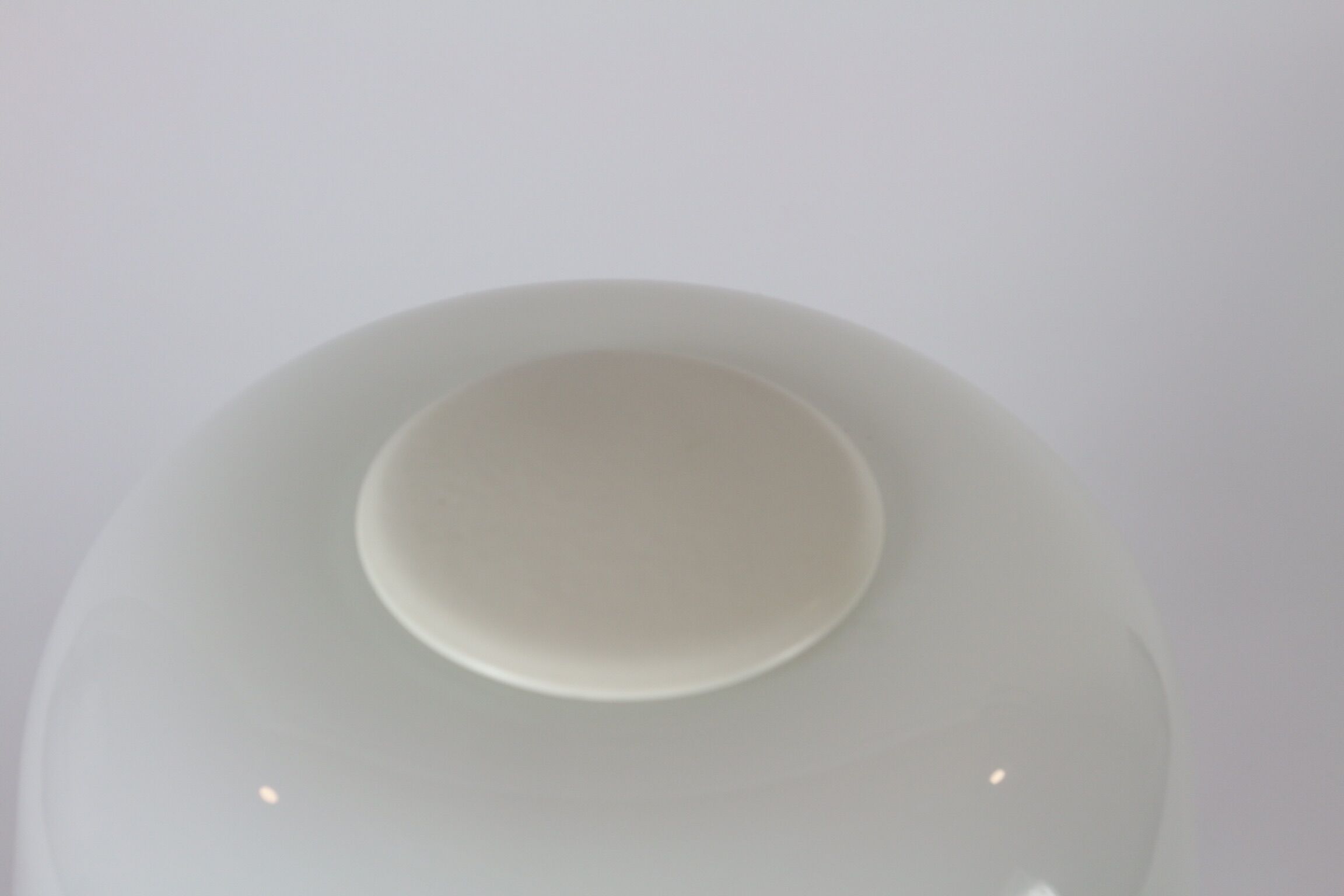 Vintage table lamp/ white bedside table, Leucos