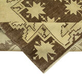 1950s hand-knotted turkish beige rug 135 cm x 236 cm