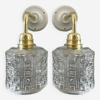 Pair of vintage sconces in chiseled glass