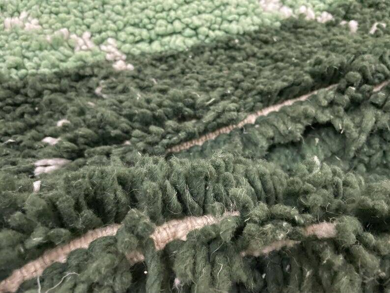 Green carpet 250cmx150cm