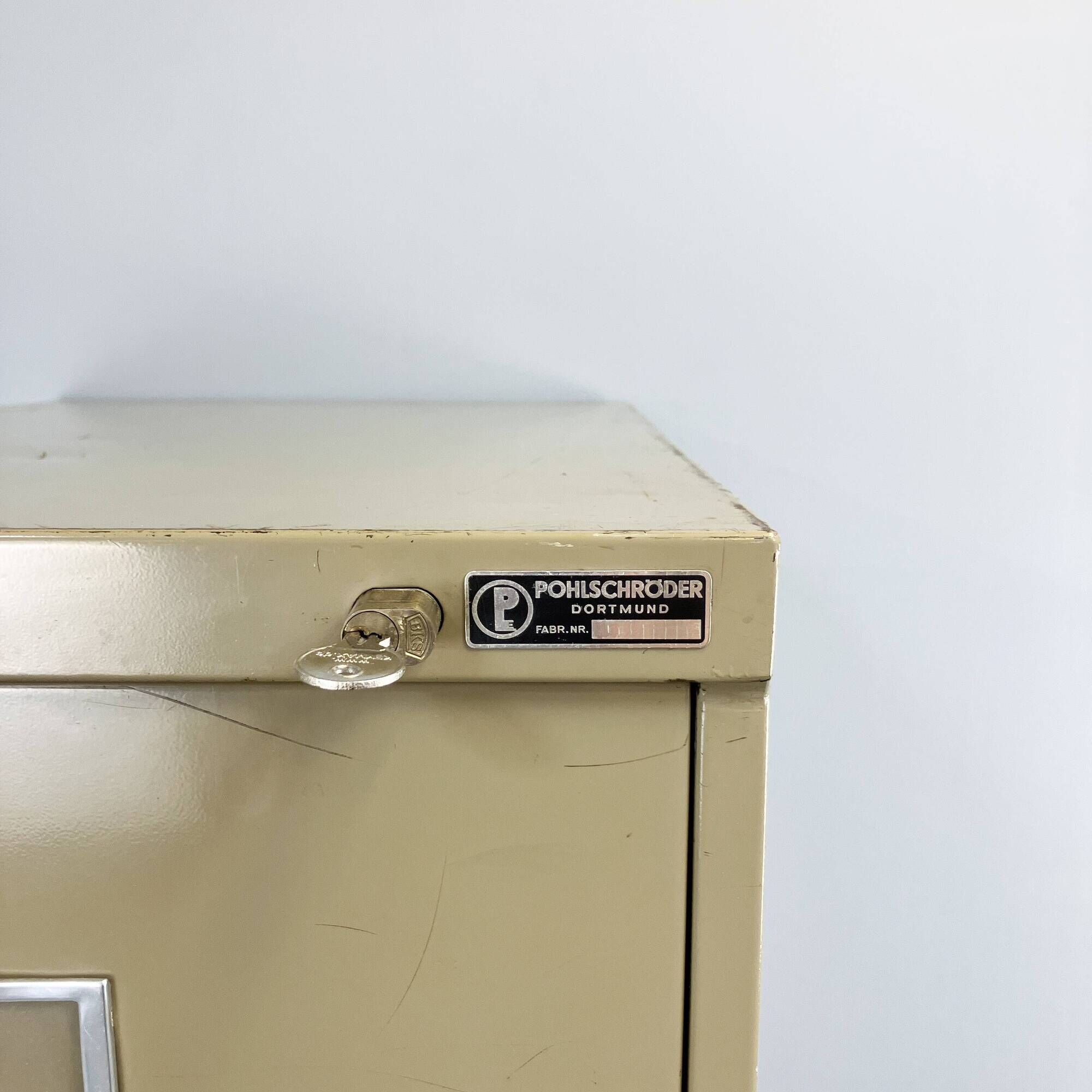 Large office or workshop cupboard by Pohlschröder, lacquered steel, 1970s