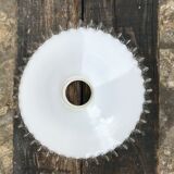 Opaline patty with corrugated edge