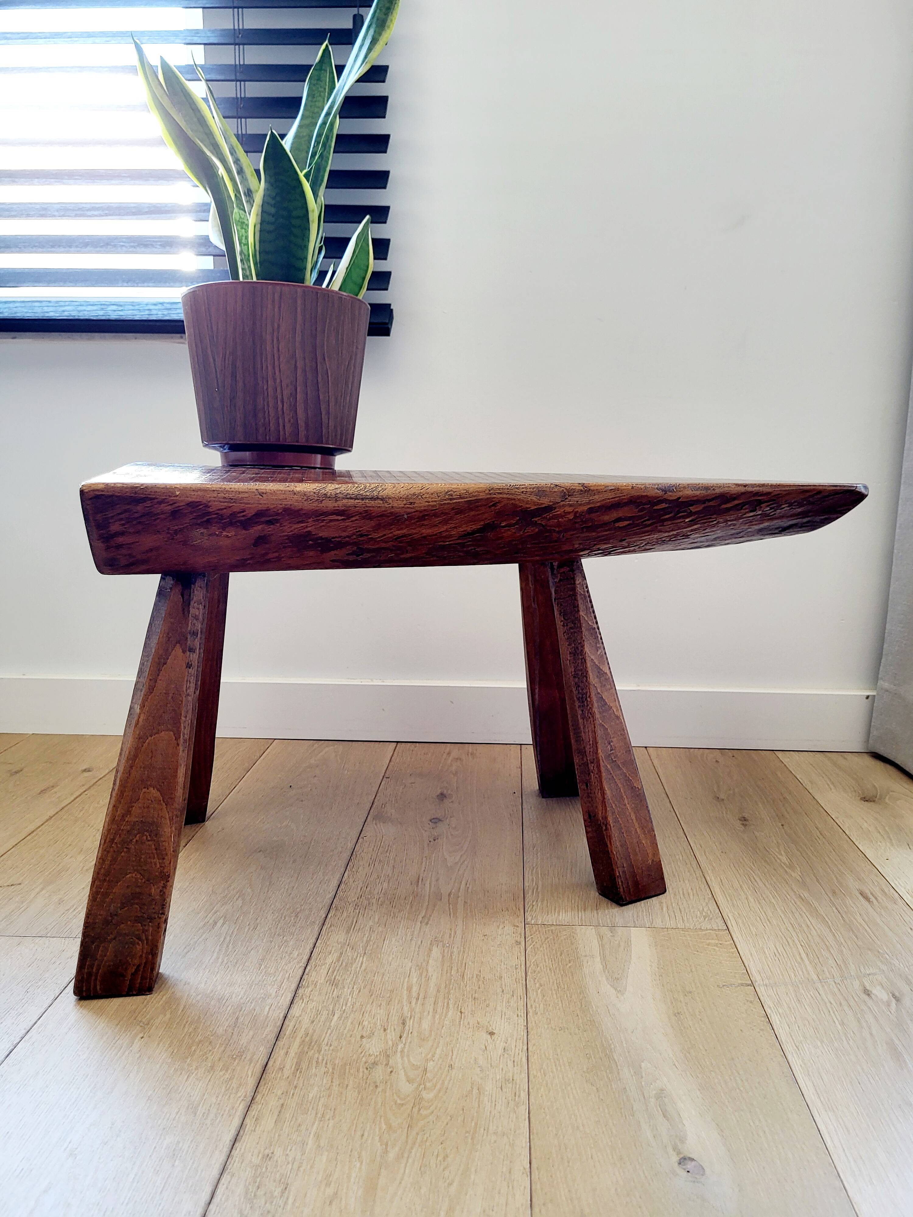 Banc ou table d'appoint en bois massif de tronc d'arbre, style brutaliste, 1960