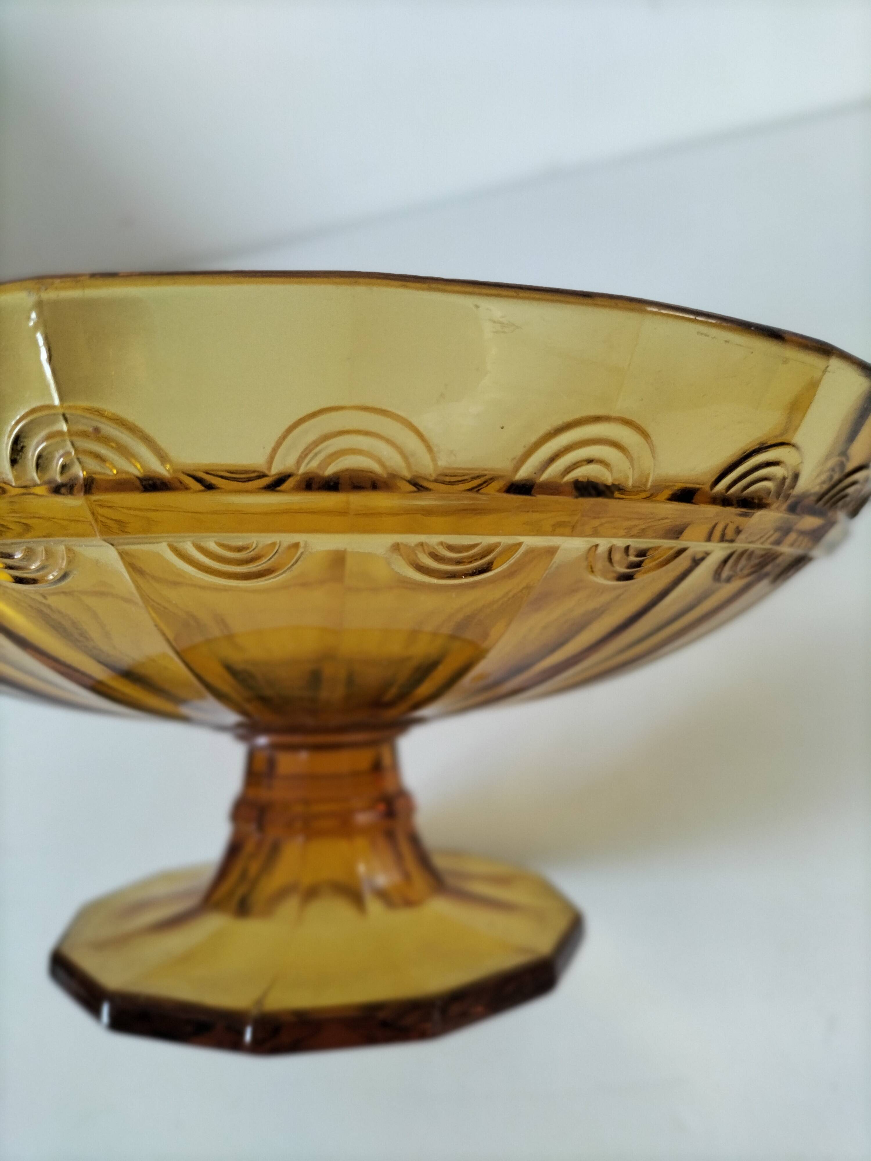 Glass pedestal dish