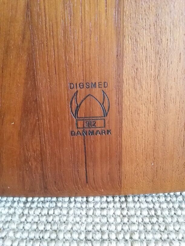 Tray or flat Scandinavian teak DIgsmed