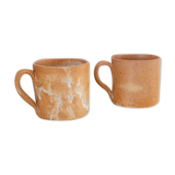 2 stoneware coffee cups