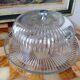 Vintage VMC Reims plat à gâteau et cloche en verre taillé