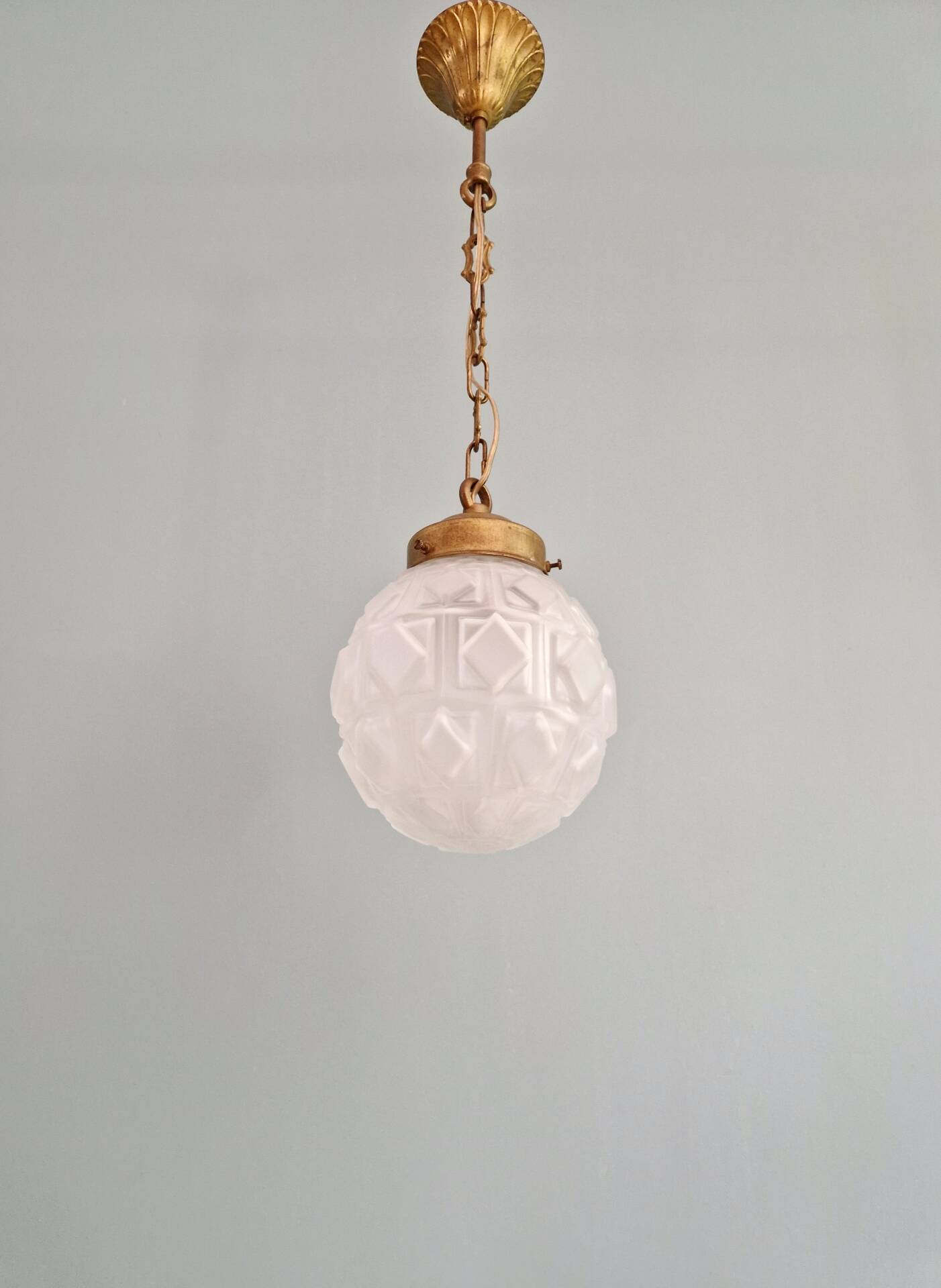Art Deco suspension in frosted pressed glass, 1930s