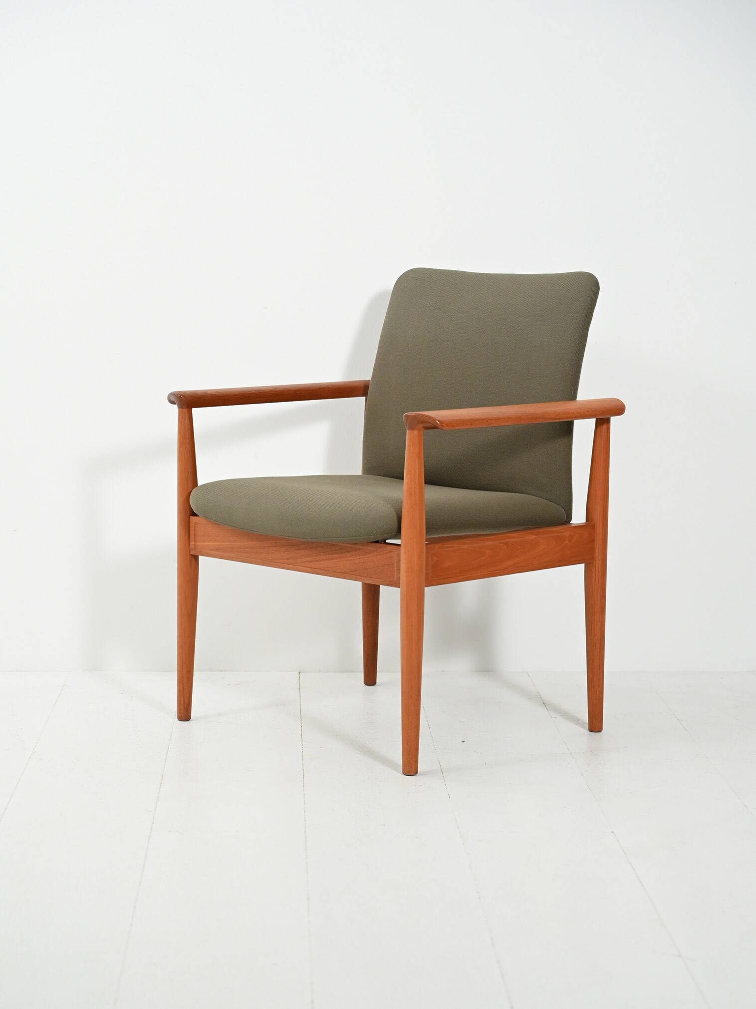 Finn Juhl "Diplomat" Armchair