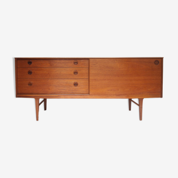 Enfilade scandinave, porte coulissante