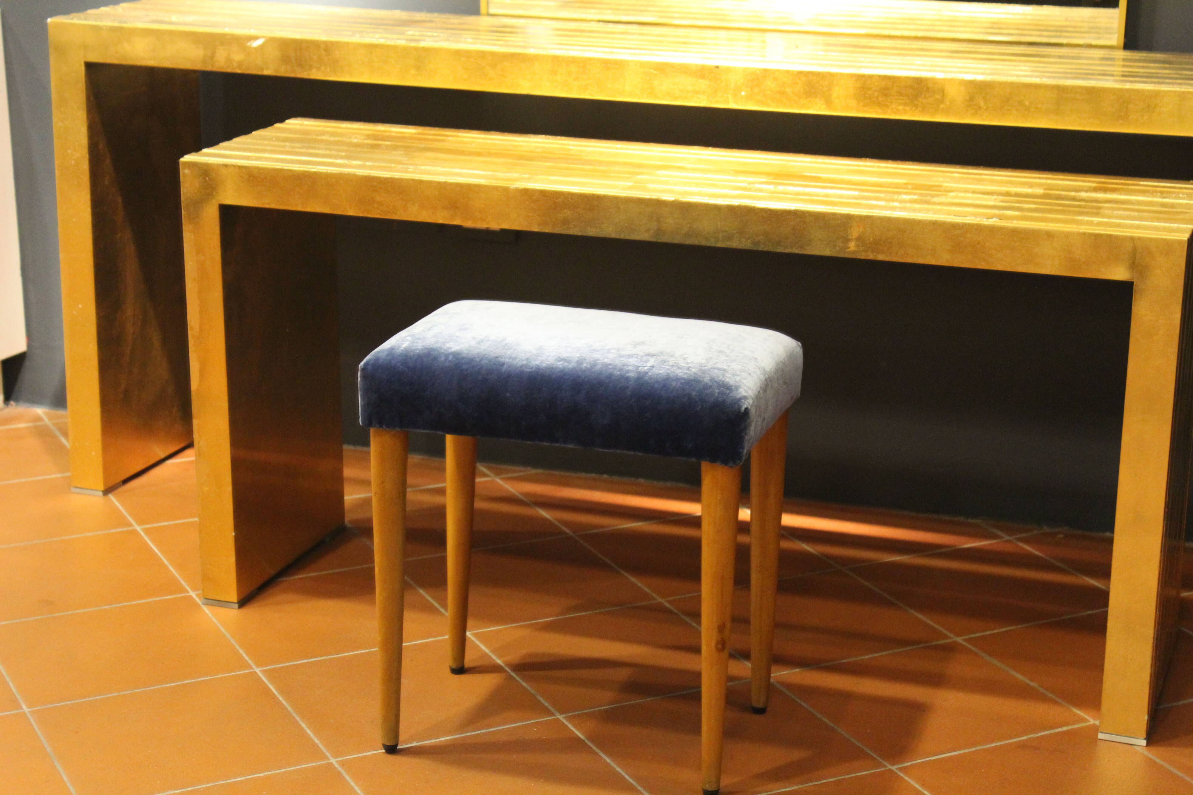 Panca vintage in wood and velluto blue Italia 1950s