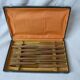 Coffret de 11 couteaux inox et bois