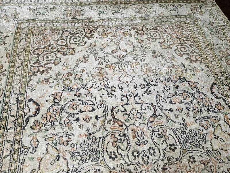 Antique Kashmir rug 130x197 cm – silk on silk