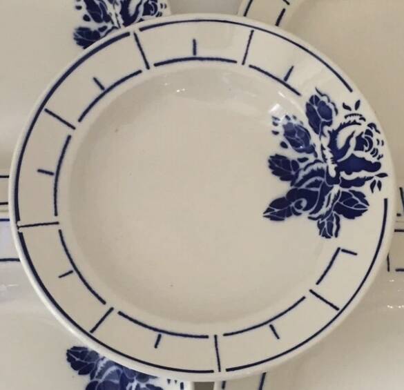 Terre de Fer Badonviller Chanzelles Blue model soup plates