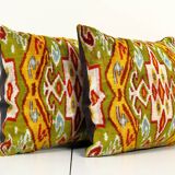 Pair of cushions