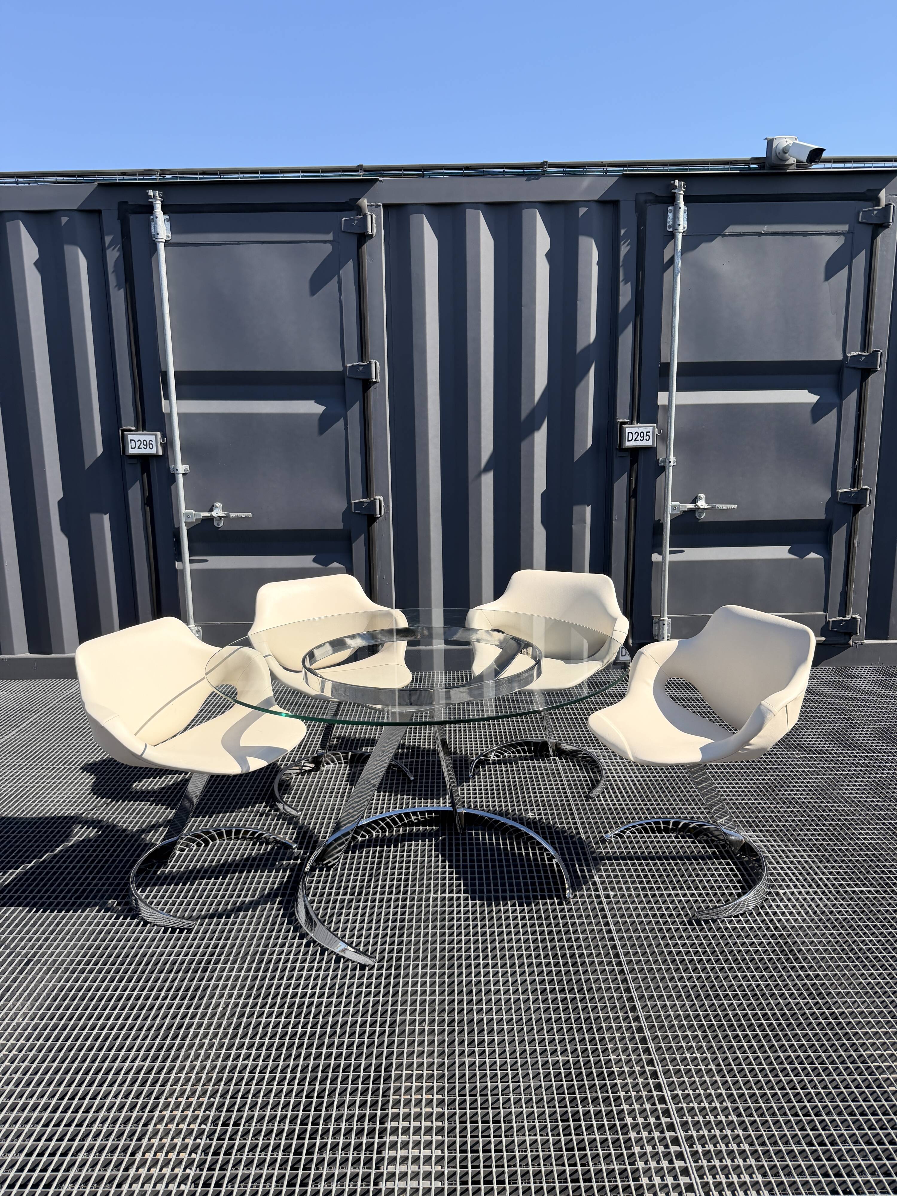 Ensemble Euro Steel International Space Age : Table Verre & 4 Chaises