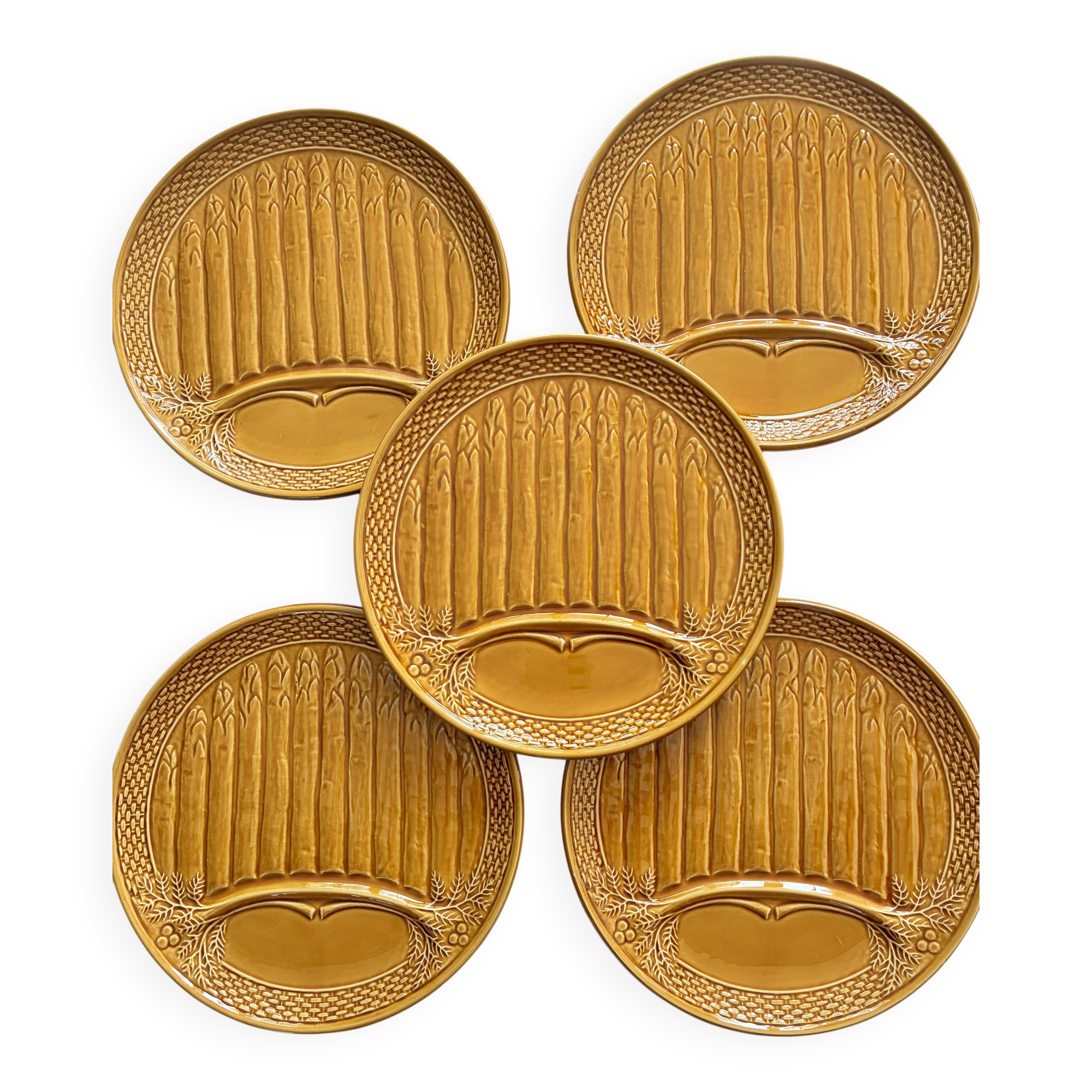 Flat plate for serving asparagus