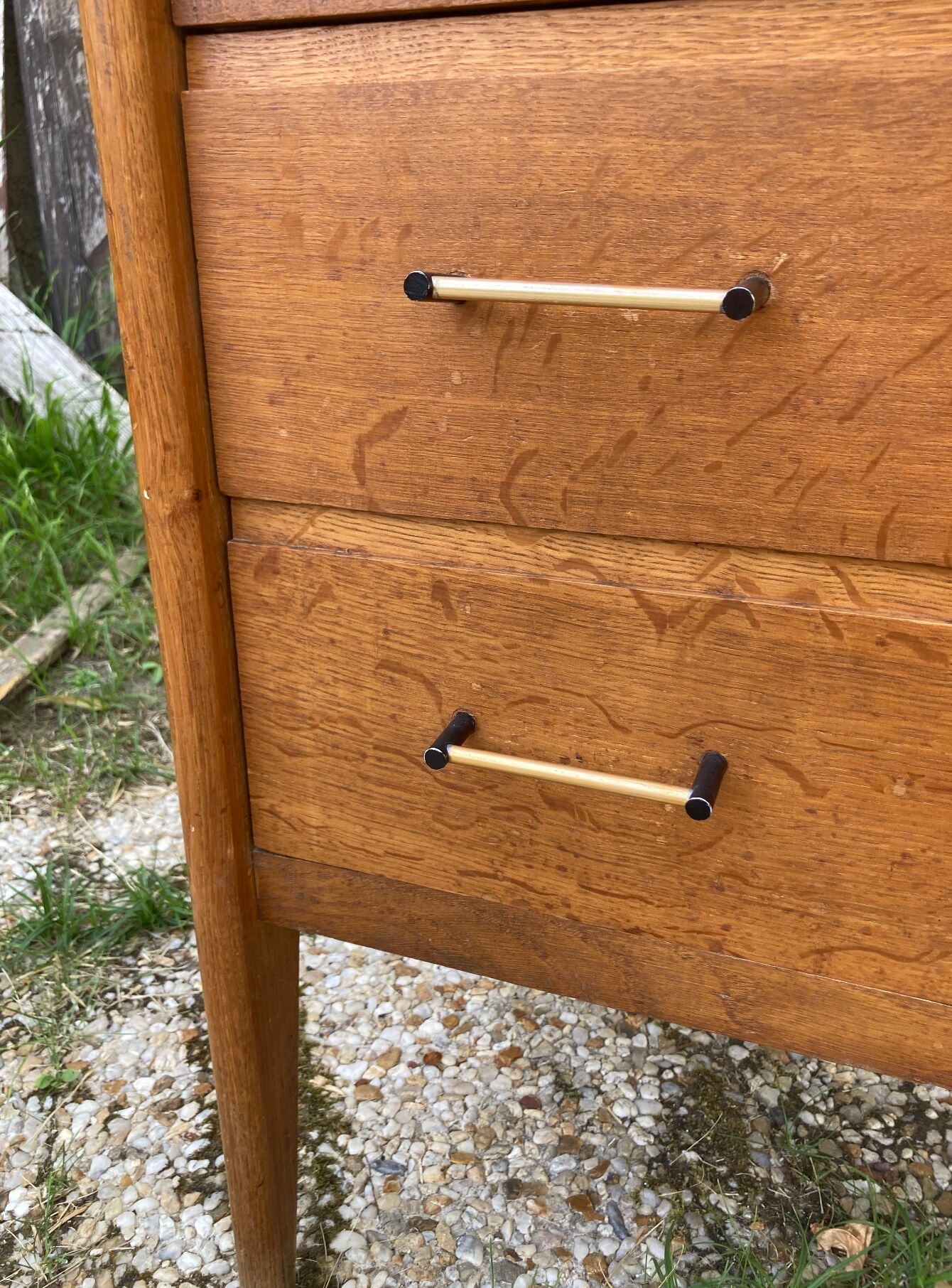 Vintage dresser compass feet