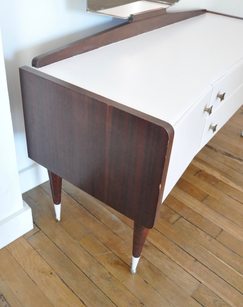 Vintage dressing table  nude and wood