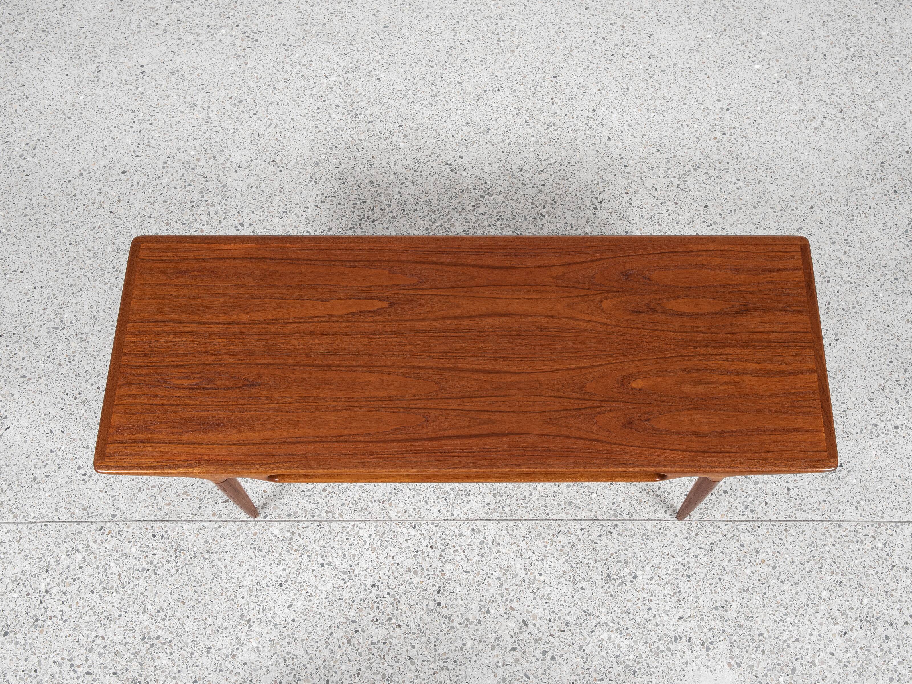 Midcentury Danish coffee table in teak by Johannes Andersen for Silkeborg