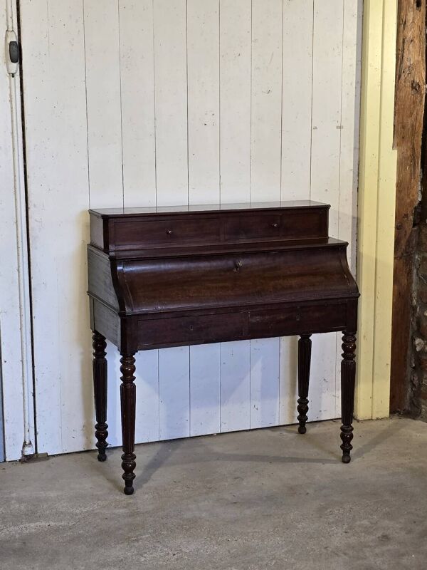 Bureau à gradin en acajou style Louis Philippe, 19ème siècle