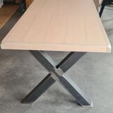 Dining table metal feet