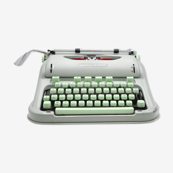 Hermes 3000 vintage typewriter