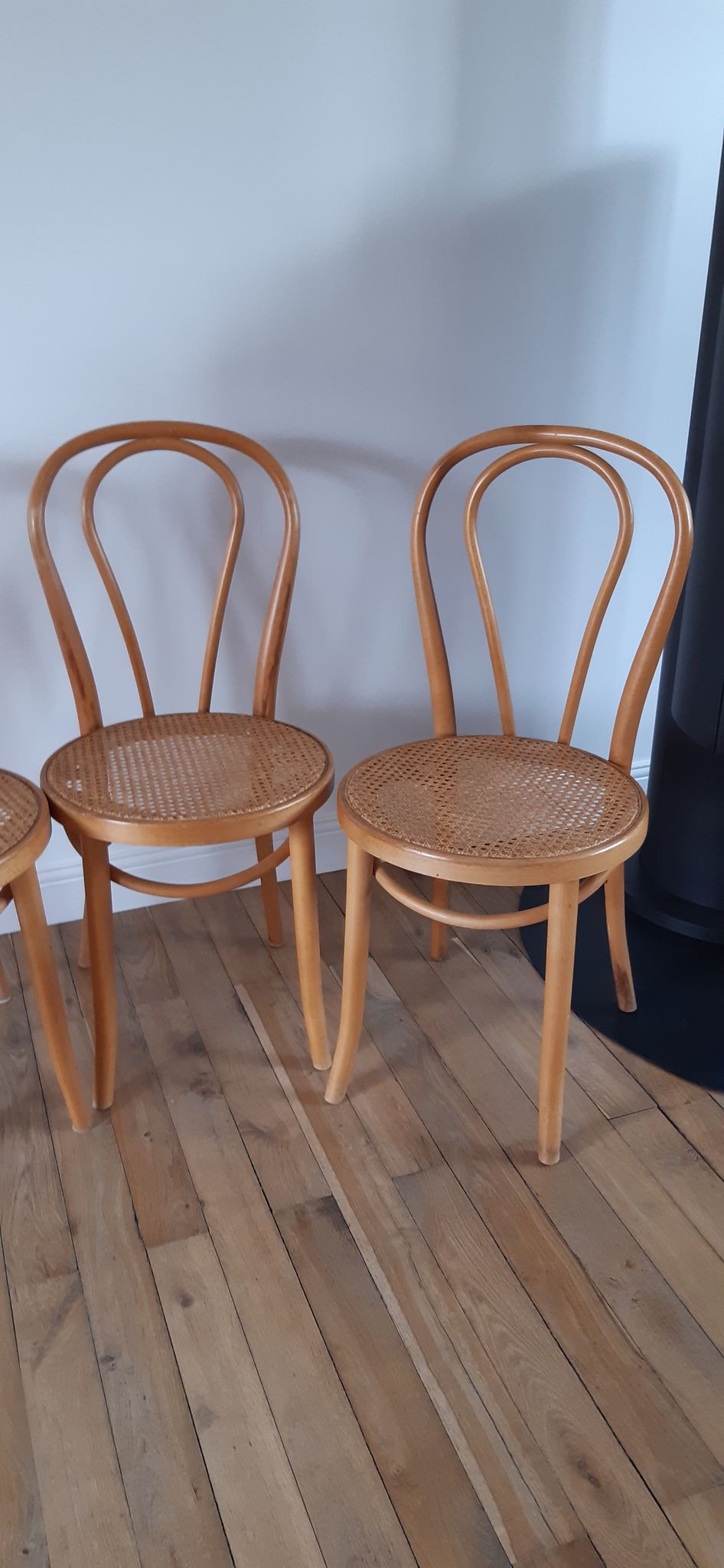 Set of 4 bistro chairs in turned wood and cannage rattan 50s