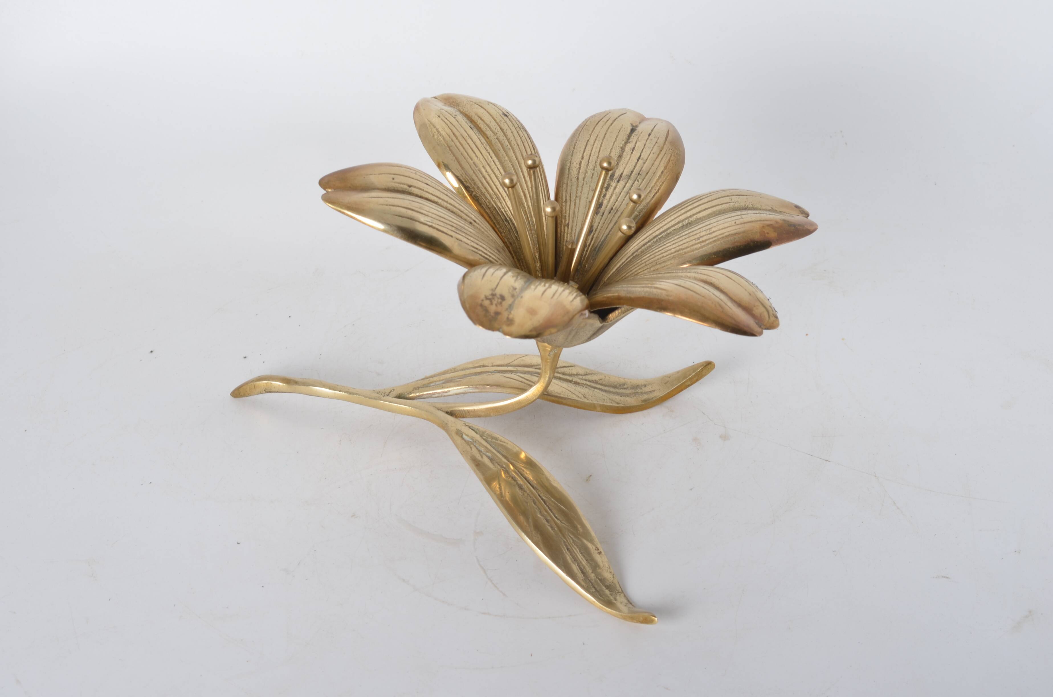 Brass flower ashtray