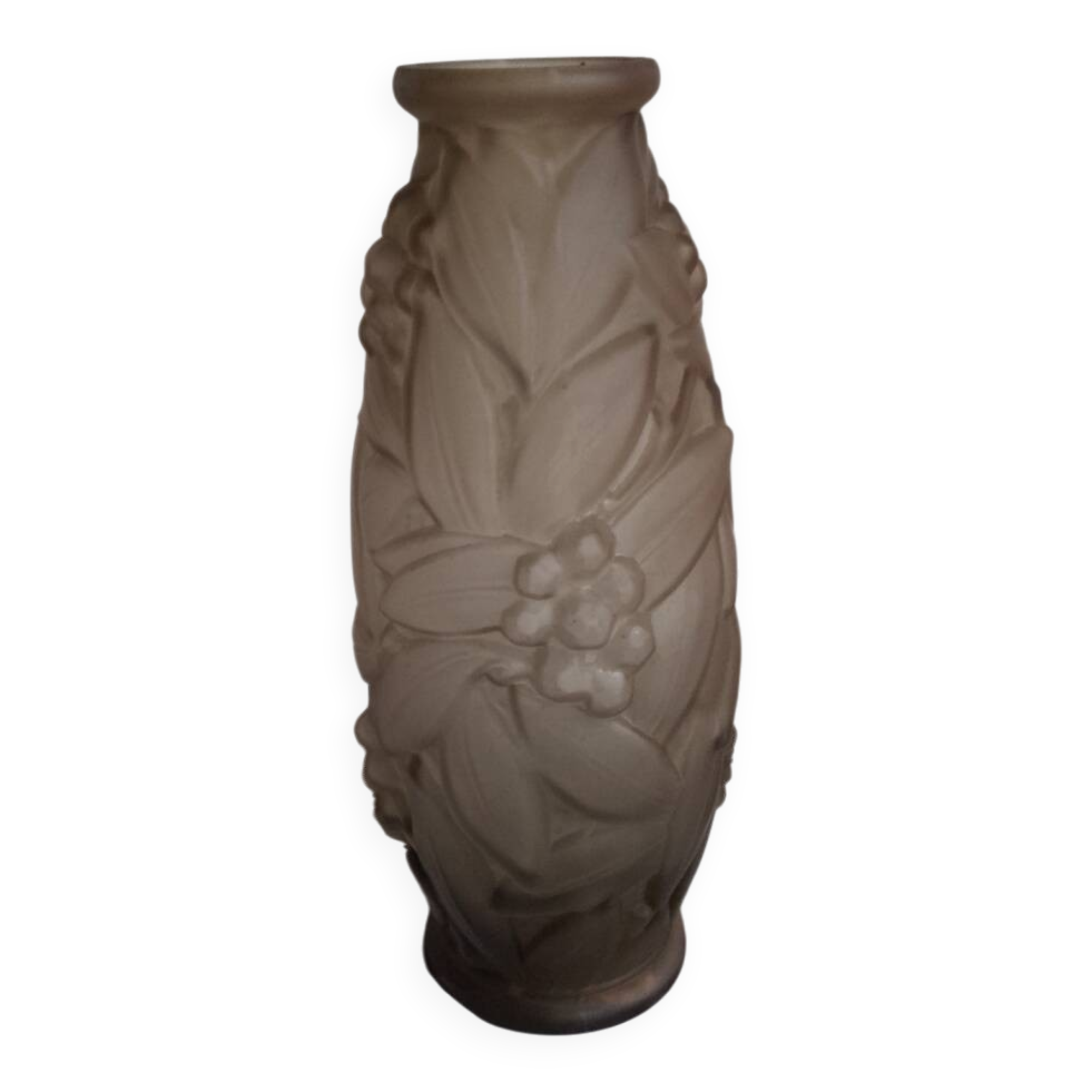 Espaivet vase "foliage and berries" art deco.