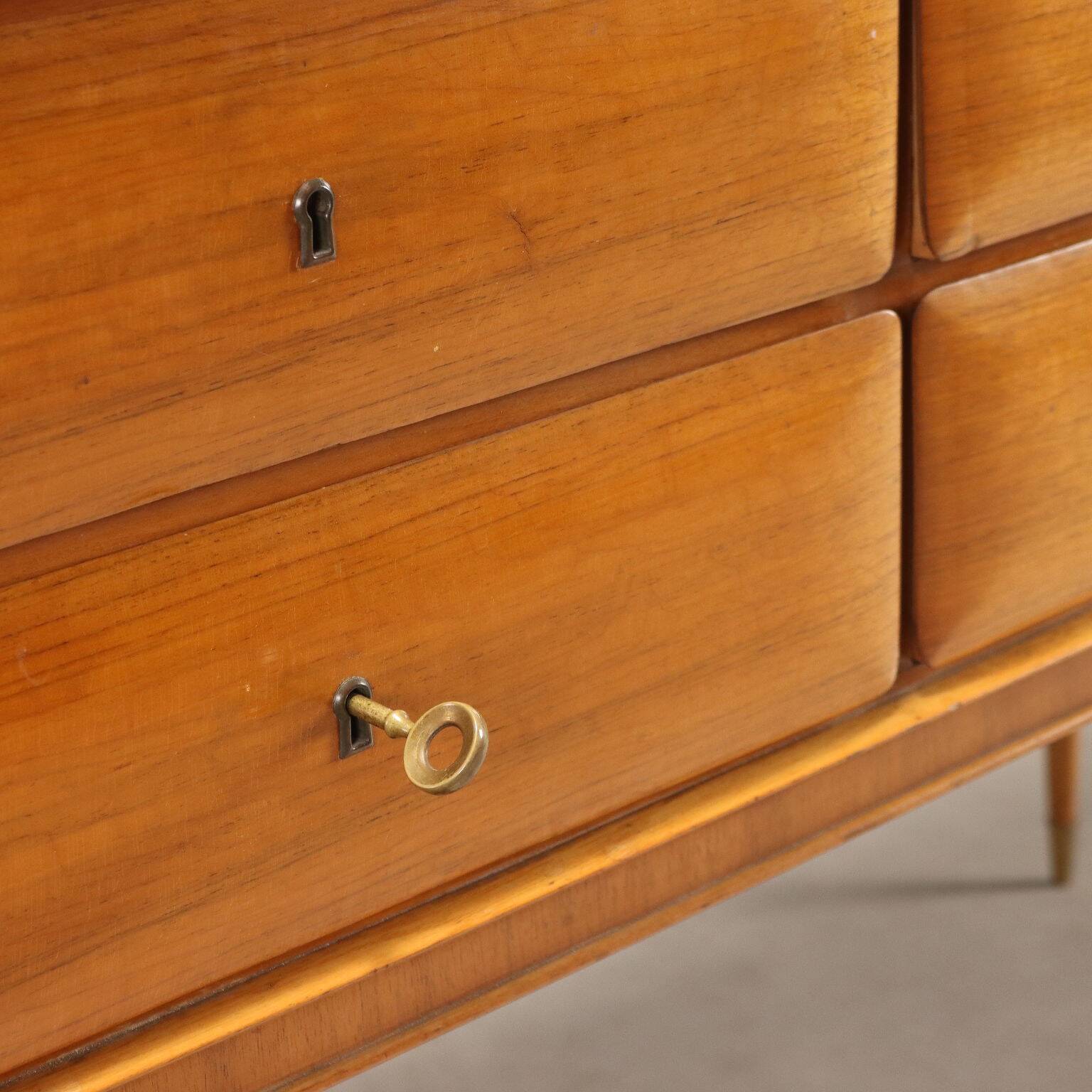 Chest of drawers from the 60s