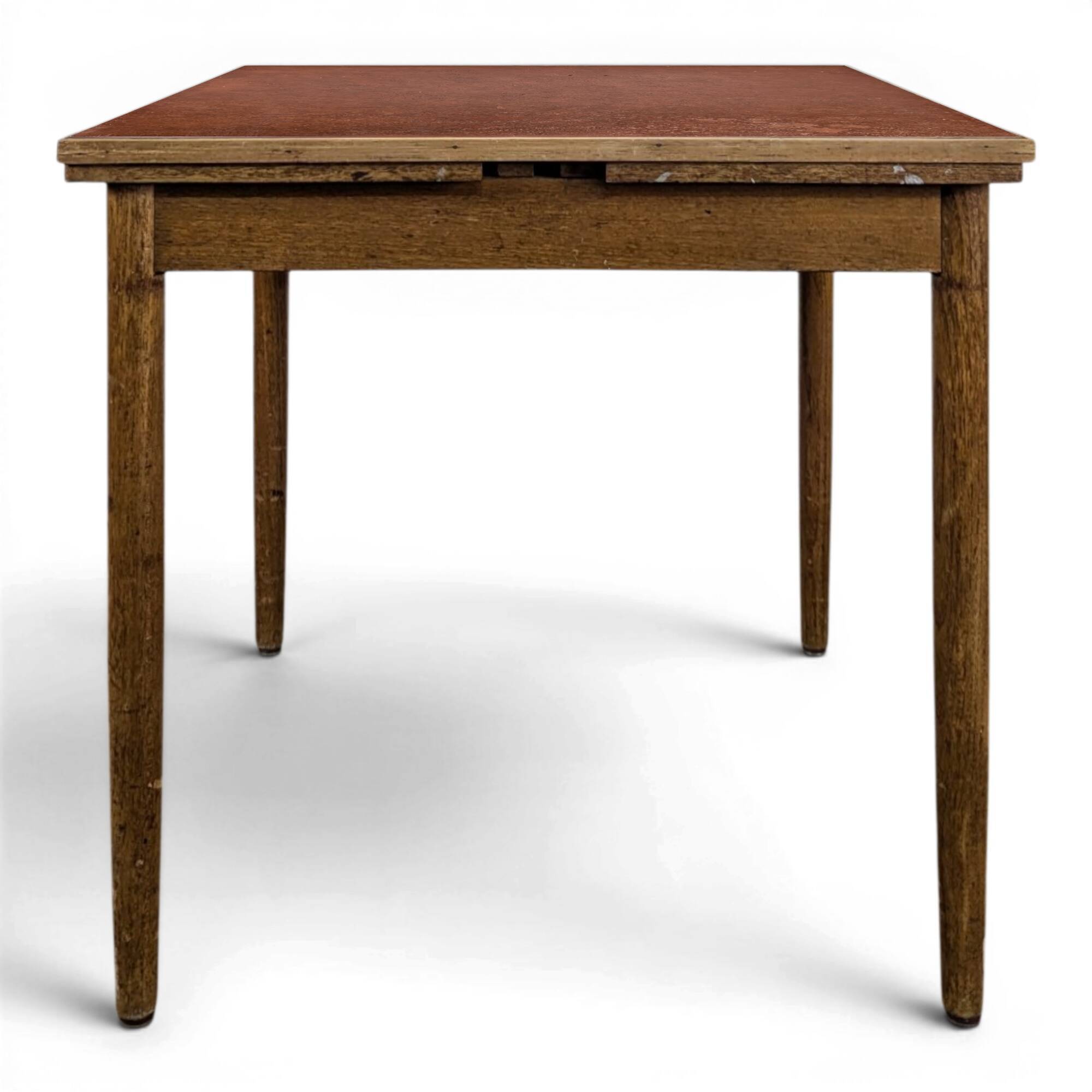 Table à jeu années 60 style scandinave