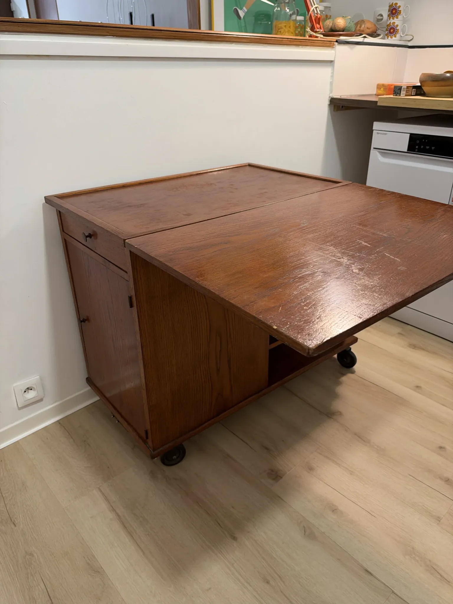 Art Deco dessert trolley/service cart