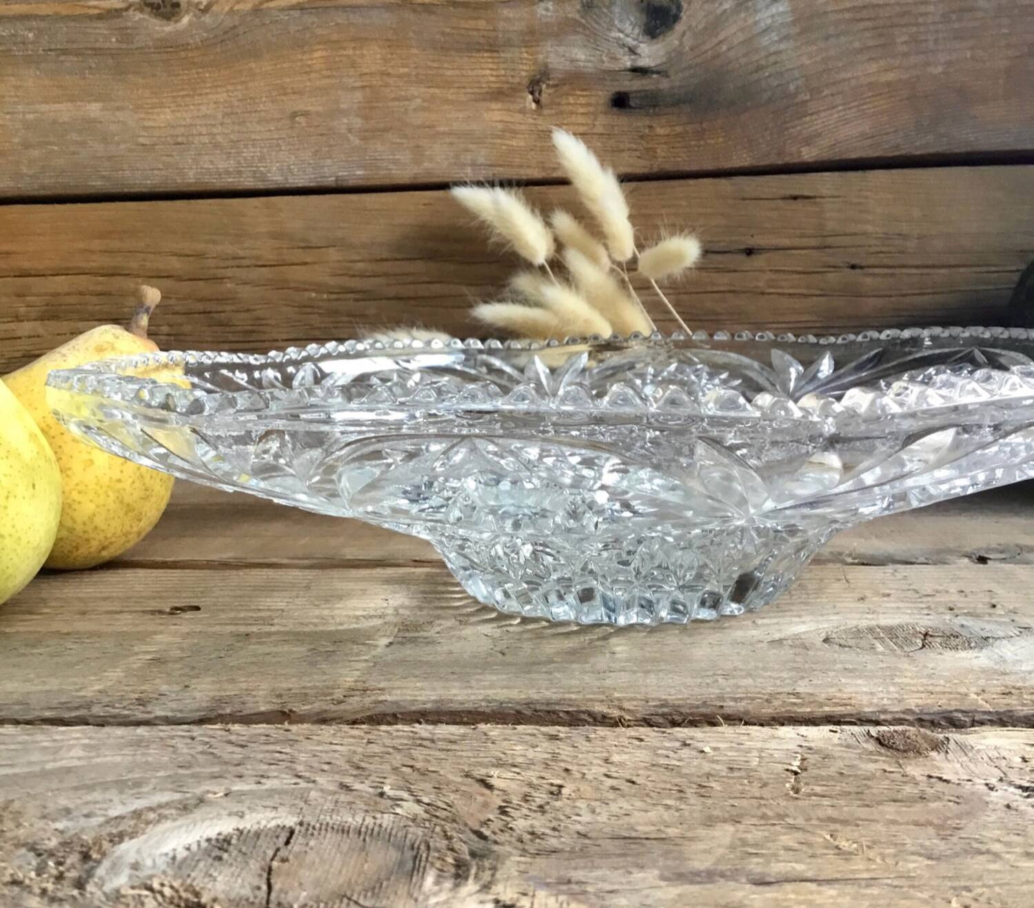 Coupe à fruits en verre ciselé