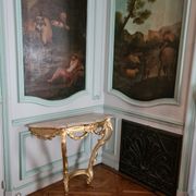 Console époque Louis XV vers 1760 en bois sculpté et redoré