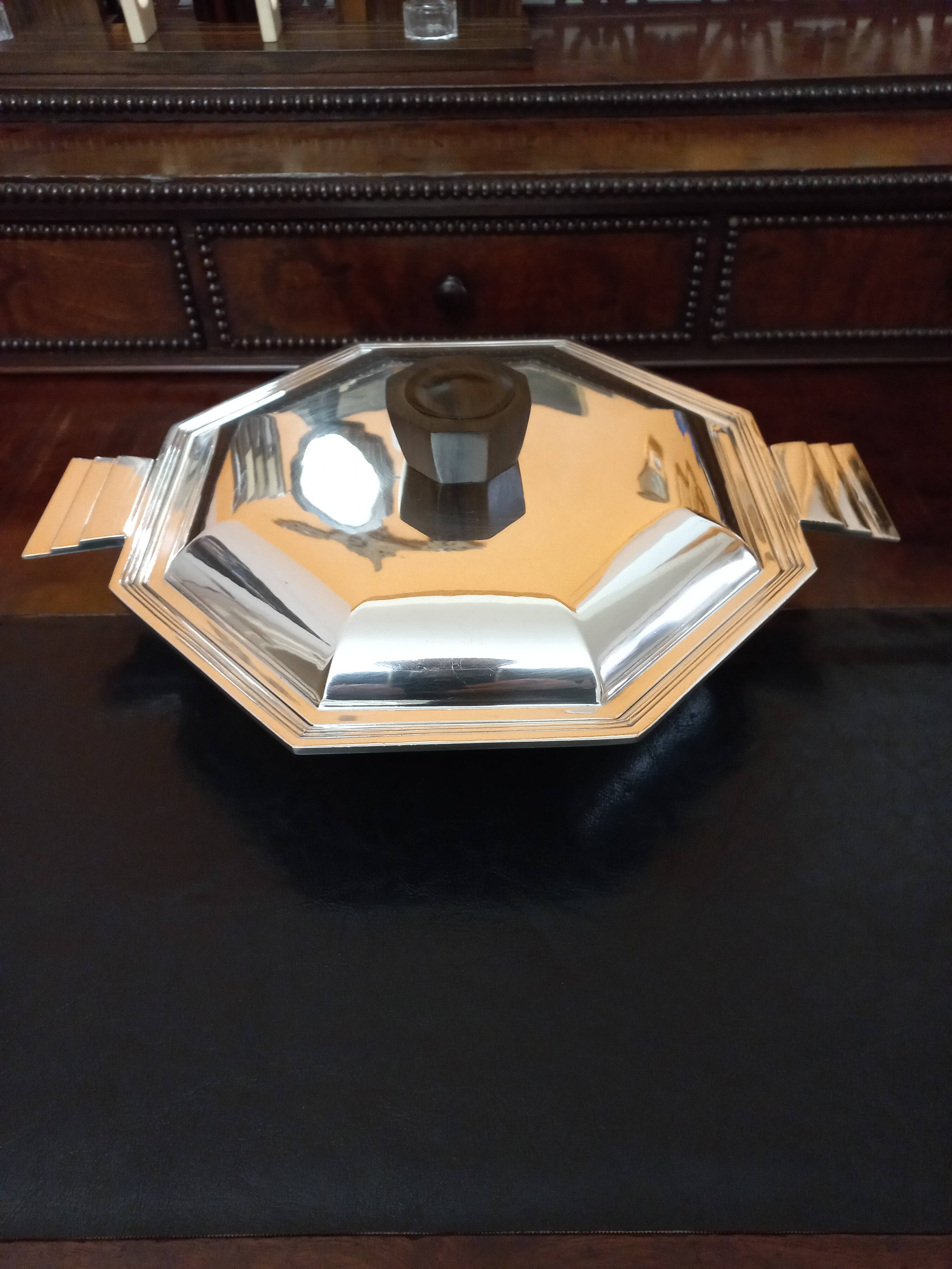 Art Deco plate 1930 silver metal