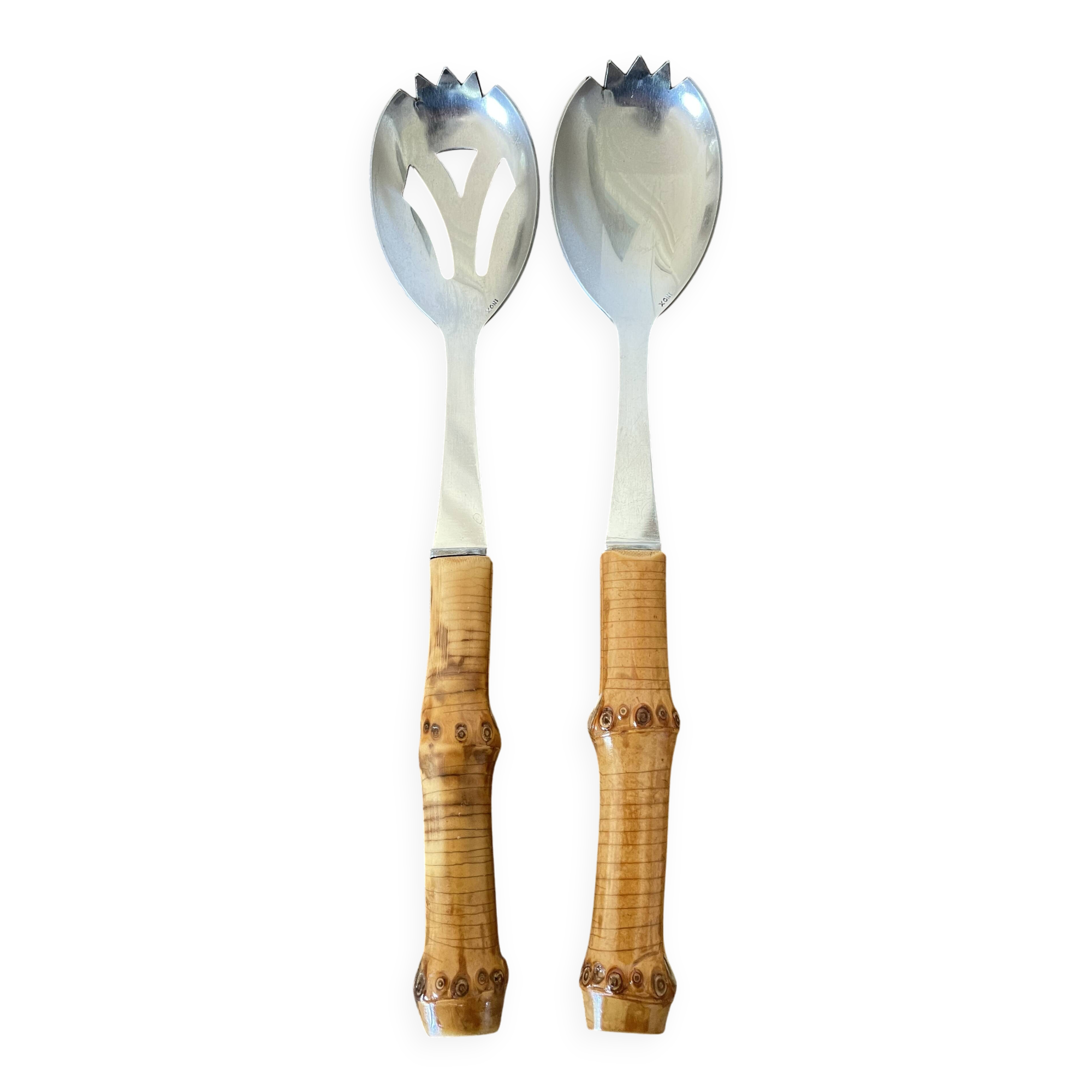 Salad servers with bamboo handles