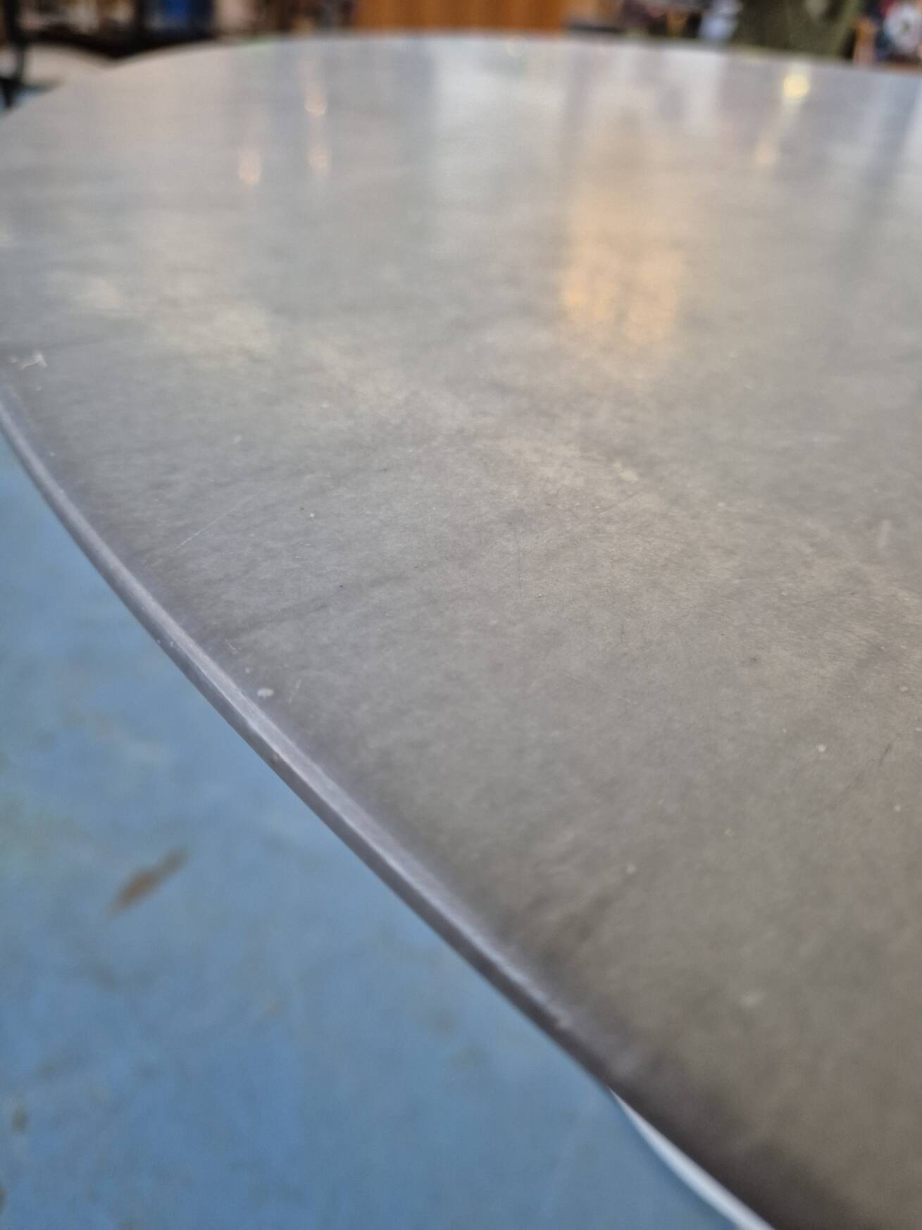 Table saarinen pour knoll modèle