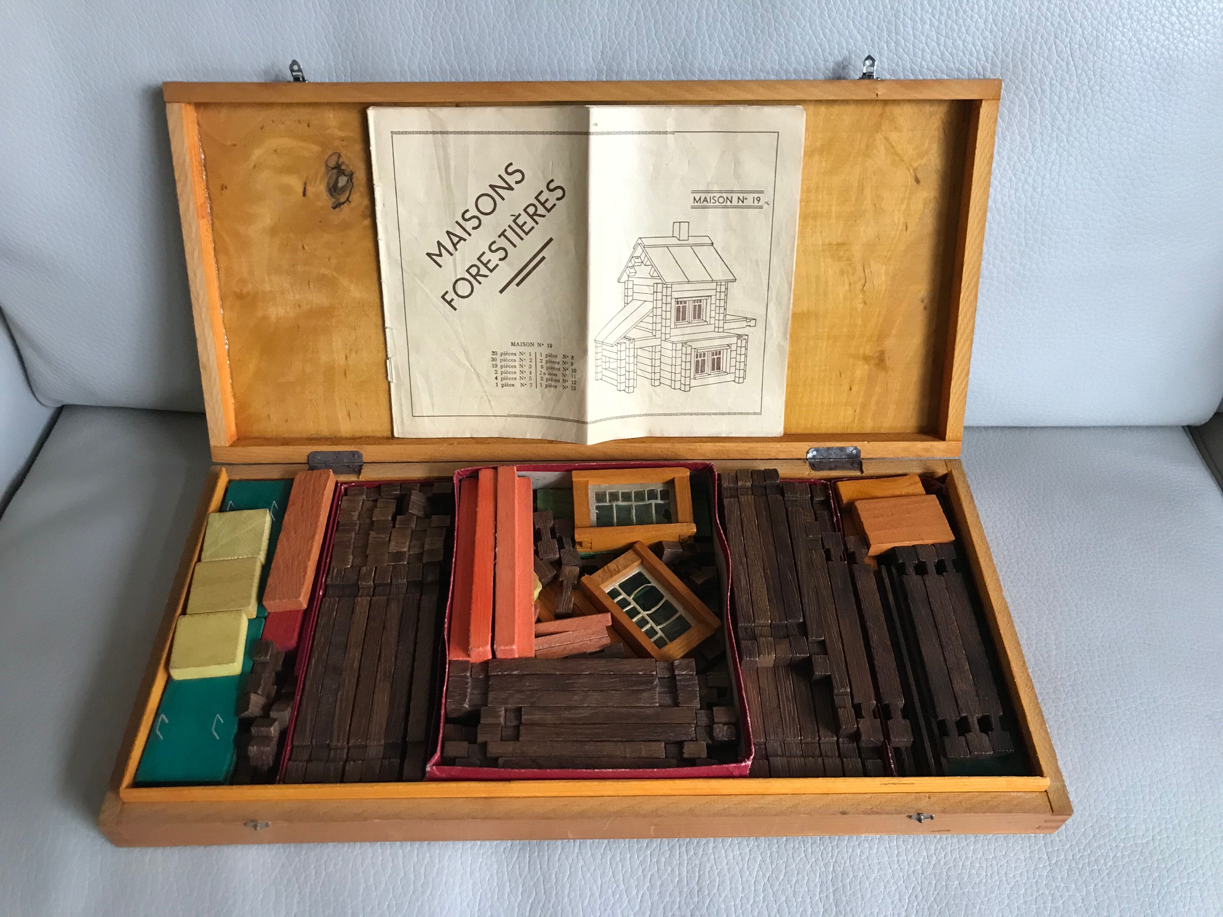 Vintage wooden construction game "Forest House" Jura Game