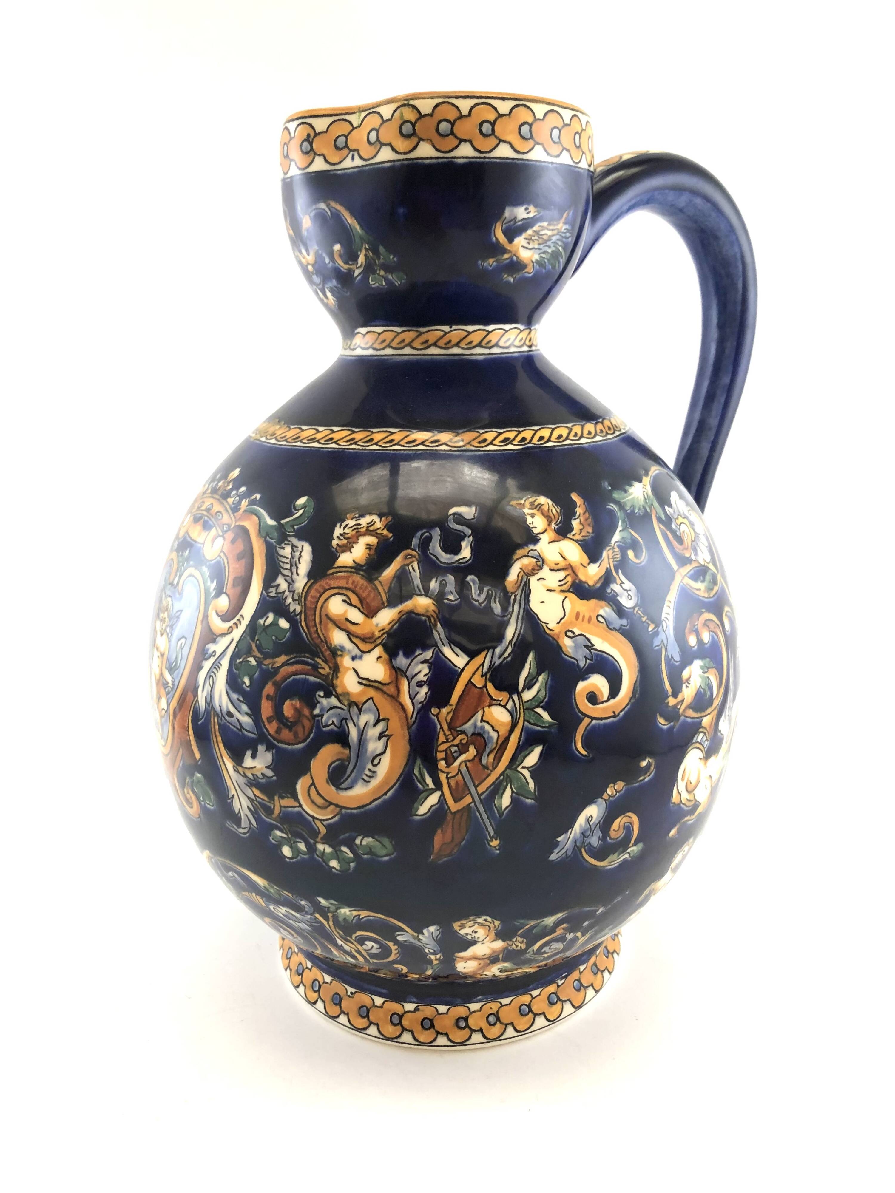 Grand pichet en faïence bleue de Gien – Modèle Renaissance