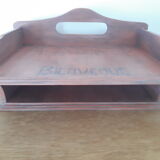 Entry console to hang