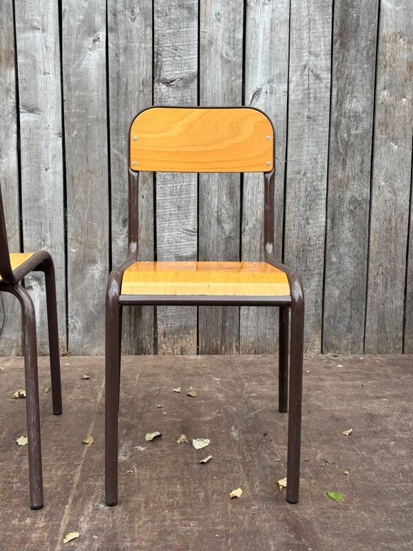 Vintage Mullca 510 stacking chair – French design