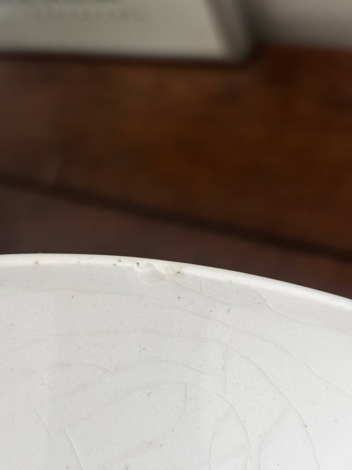 Vintage shallow plate with towel pattern Gien